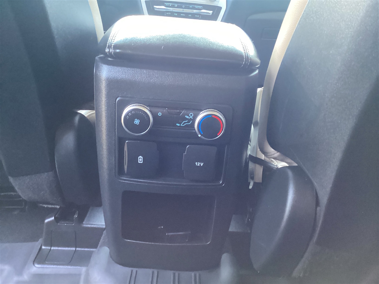 Ford Explorer XLT RWD 2020