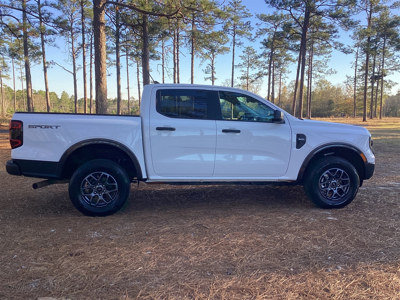 Ford Ranger XLT 2WD SuperCrew 5' Box 2024