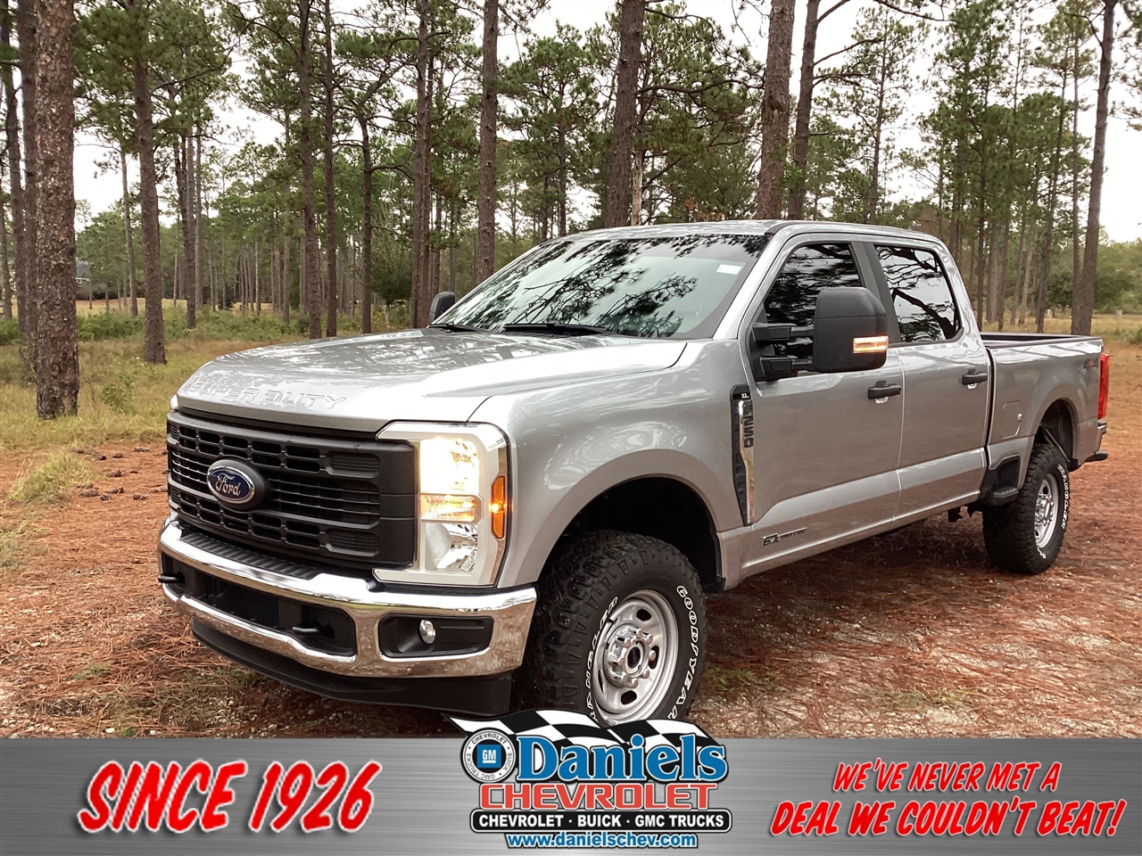 Ford Super Duty F-250 SRW King Ranch 4WD Crew Cab 8' Box 2024