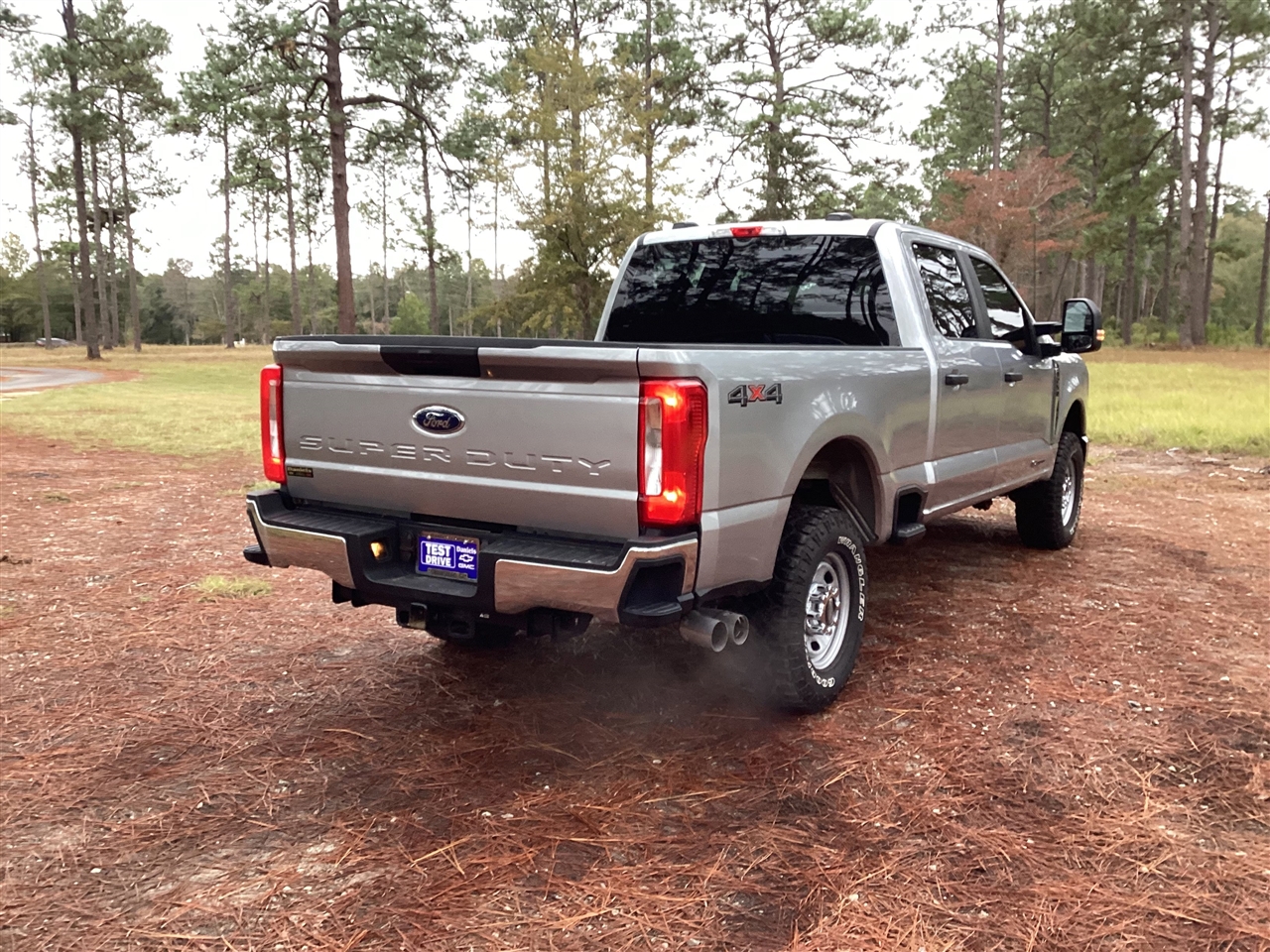 Ford Super Duty F-250 SRW King Ranch 4WD Crew Cab 8' Box 2024
