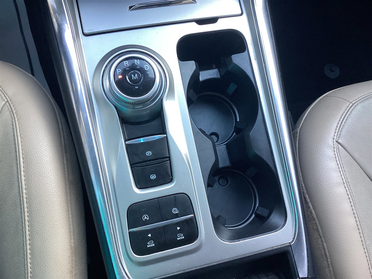 Ford Explorer Limited RWD 2020