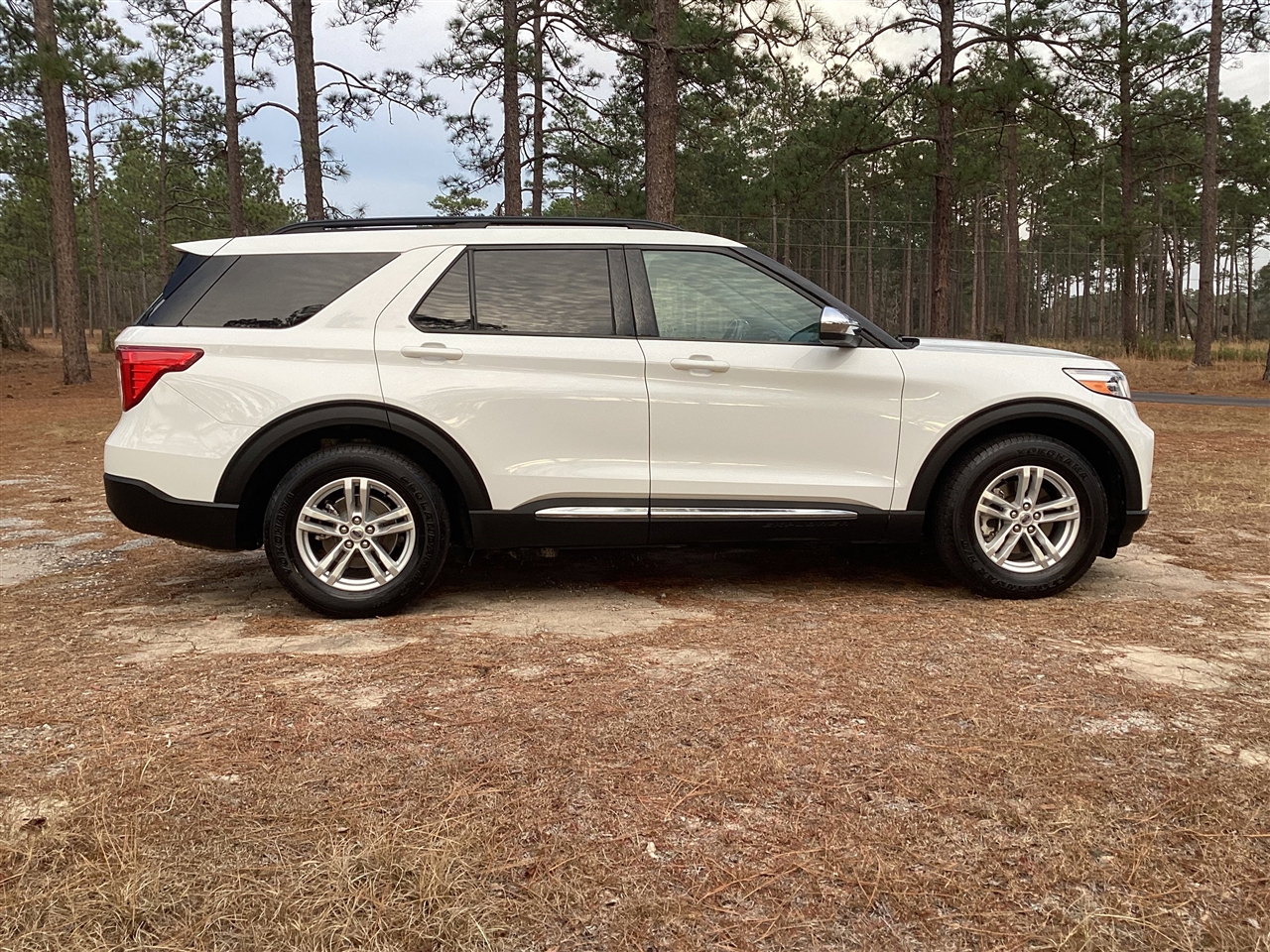 Ford Explorer XLT RWD 2020