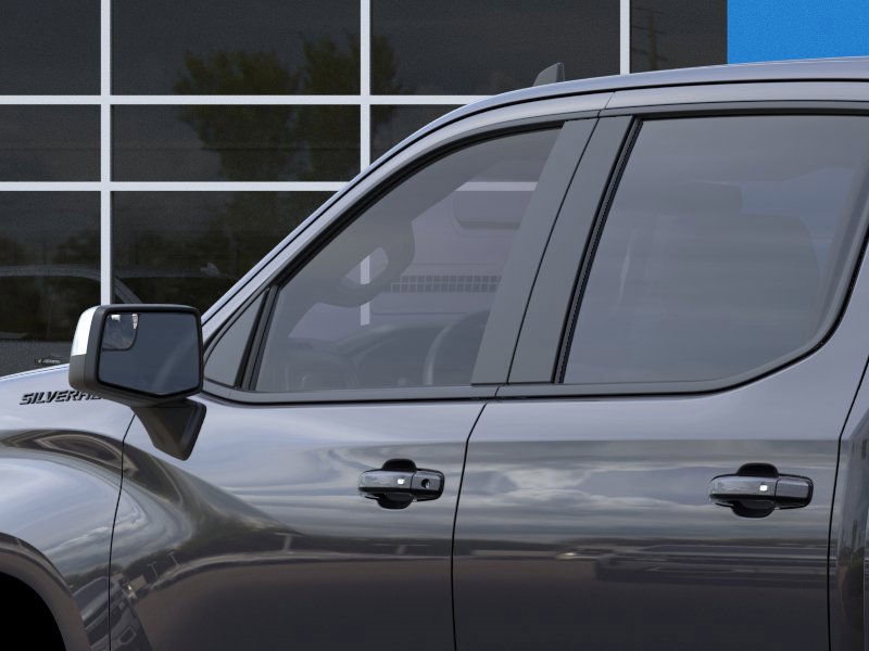 Chevrolet Silverado 1500 2WD Crew Cab 147" LT 2023