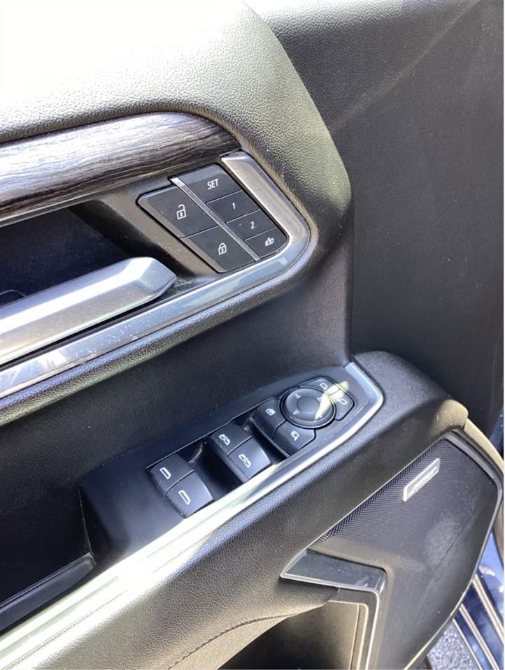 Chevrolet Silverado 1500 4WD Crew Cab 147" LTZ 2023