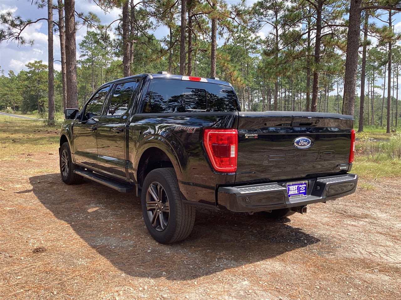 Ford F-150 Lariat 4WD SuperCrew 5.5' Box 2022