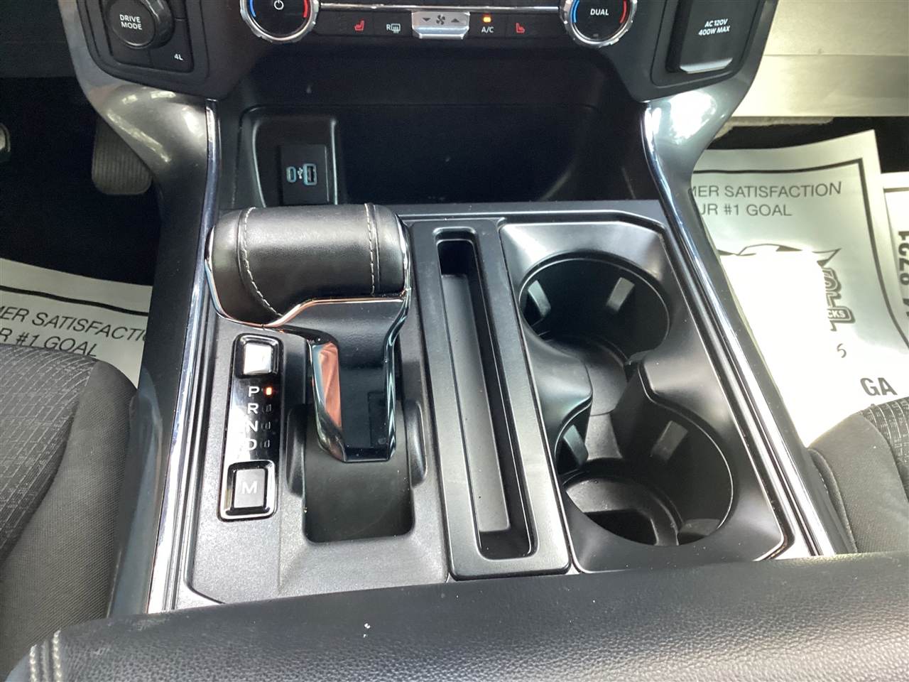 Ford F-150 Lariat 4WD SuperCrew 5.5' Box 2022