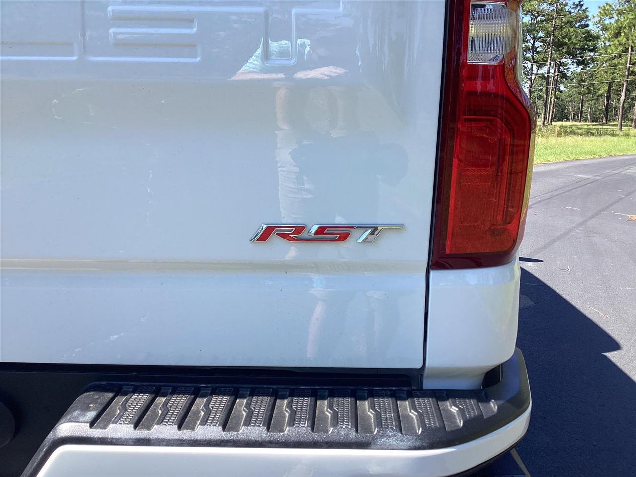 Chevrolet Silverado 1500 4WD Crew Cab 147" RST 2024