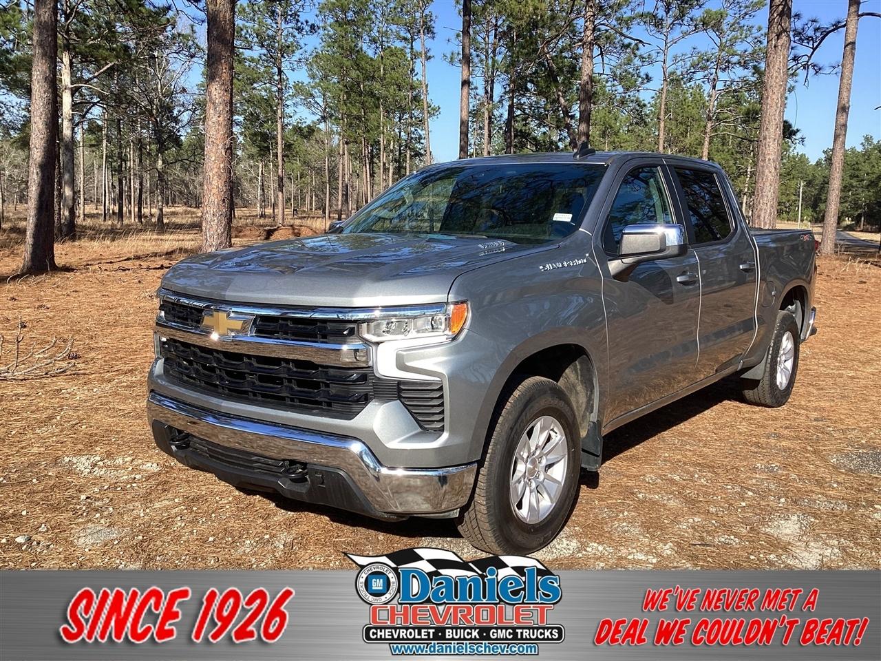 2023 Chevrolet Silverado 1500 4WD Crew Cab 147" LT w/1LT