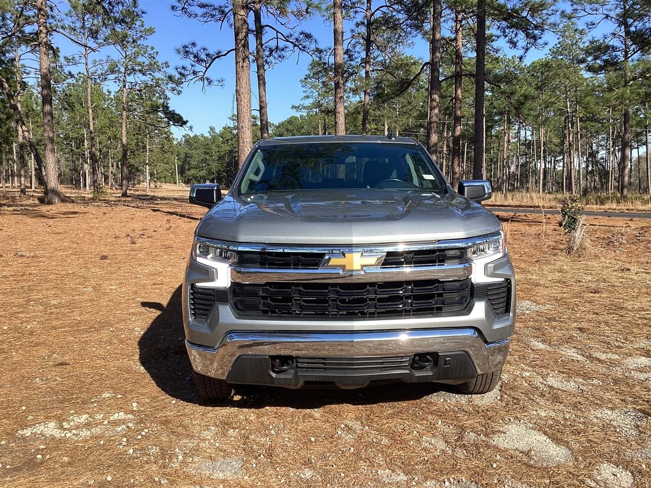 Chevrolet Silverado 1500 4WD Crew Cab 147" LT w/1LT 2023