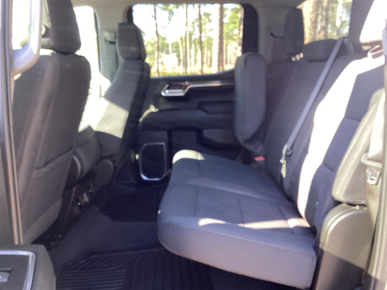 Chevrolet Silverado 1500 4WD Crew Cab 147" LT w/1LT 2023