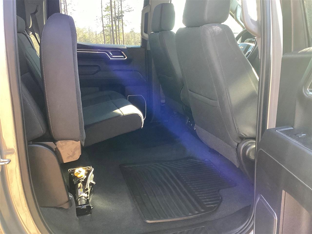 Chevrolet Silverado 1500 4WD Crew Cab 147" LT w/1LT 2023