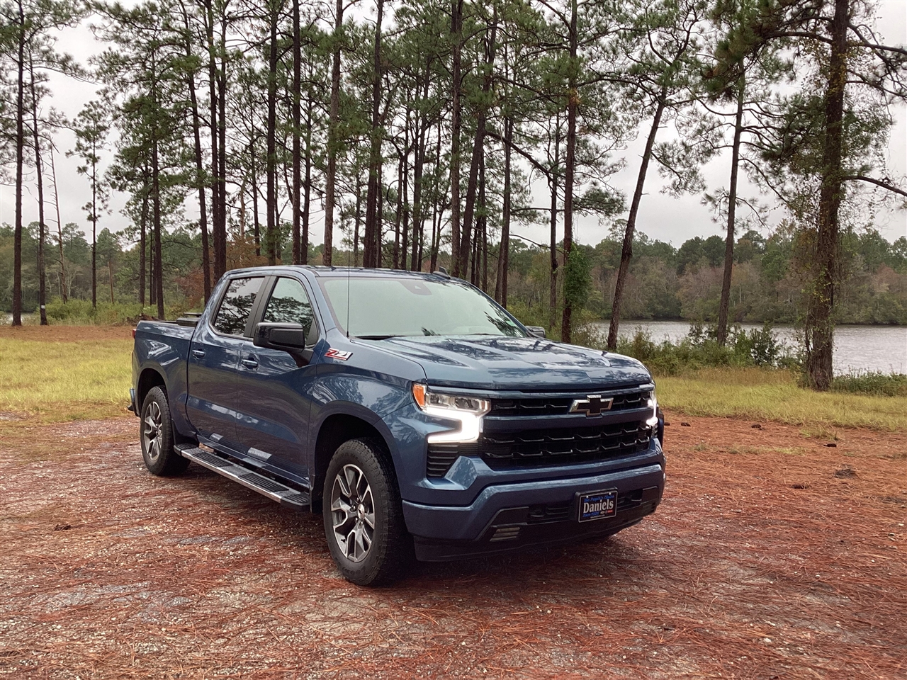 Chevrolet Silverado 1500 4WD Crew Cab 147" RST 2024