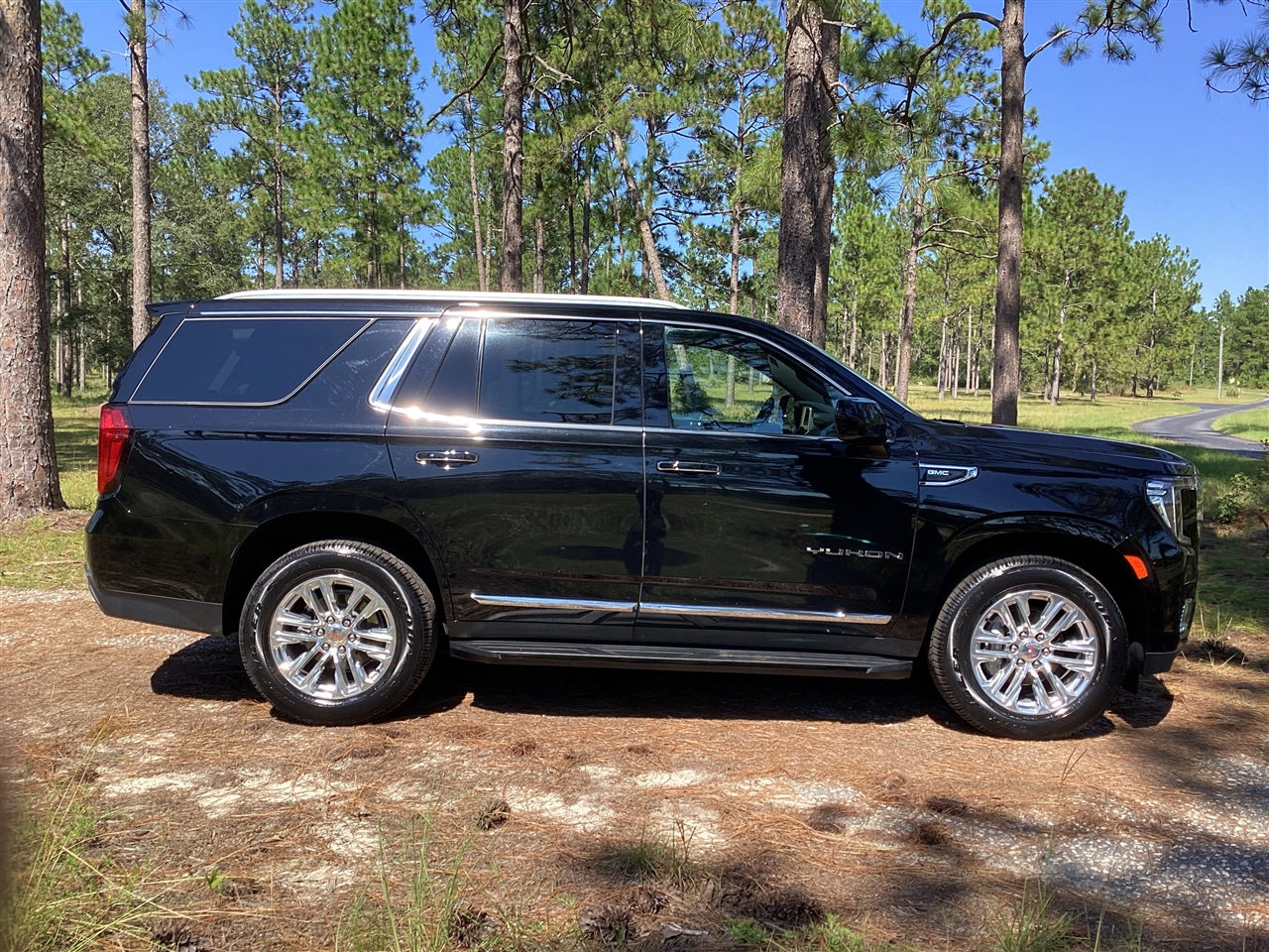 GMC Yukon 2WD 4dr SLT 2023