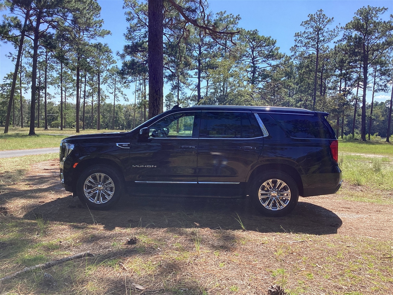 GMC Yukon 2WD 4dr SLT 2023