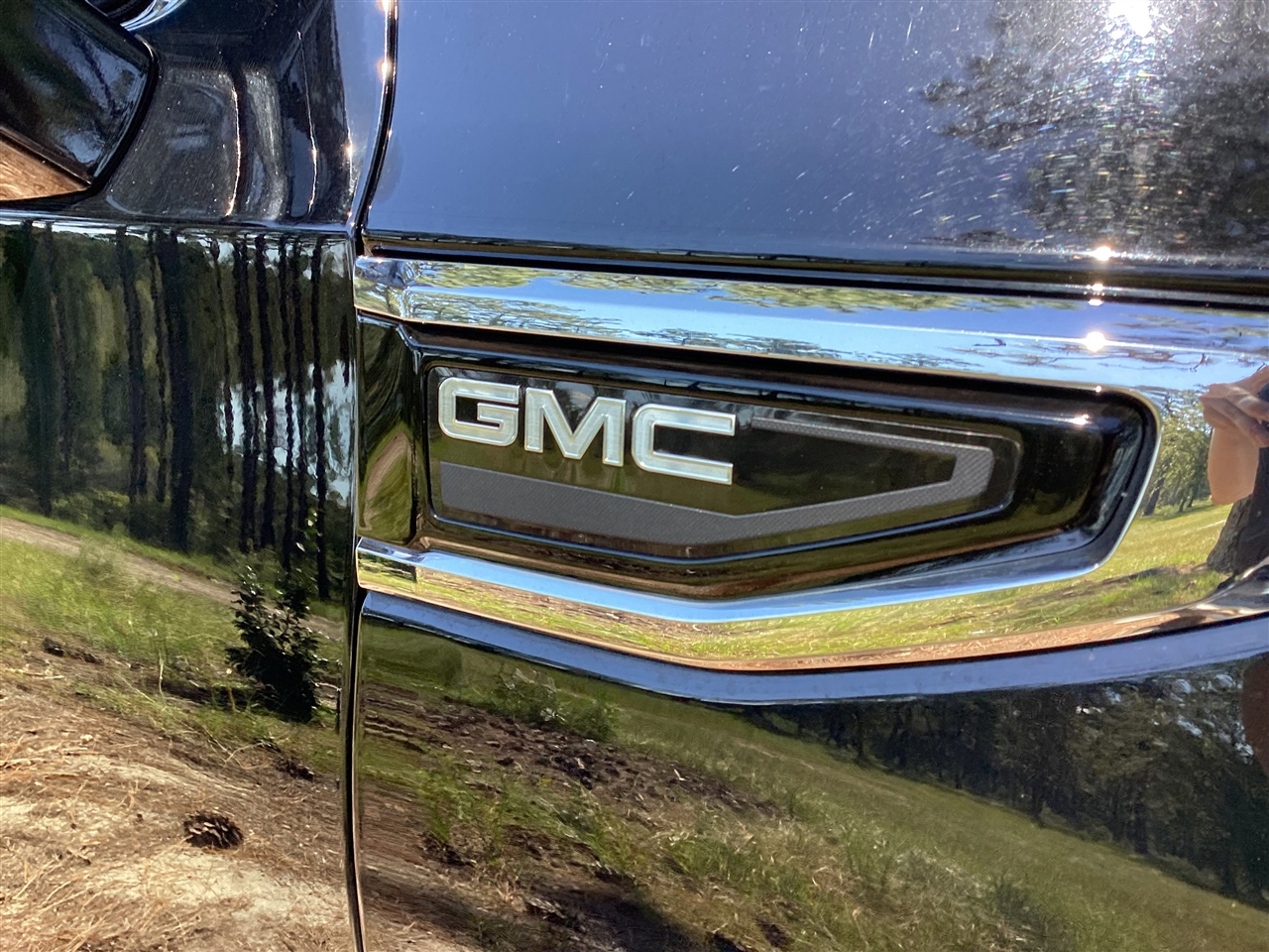 GMC Yukon 2WD 4dr SLT 2023