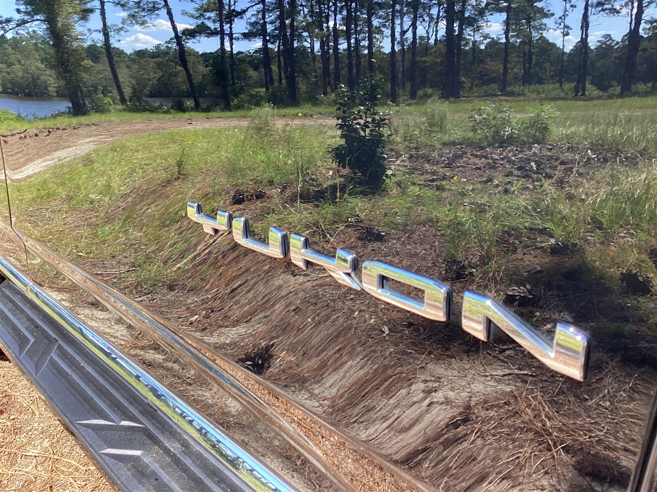 GMC Yukon 2WD 4dr SLT 2023