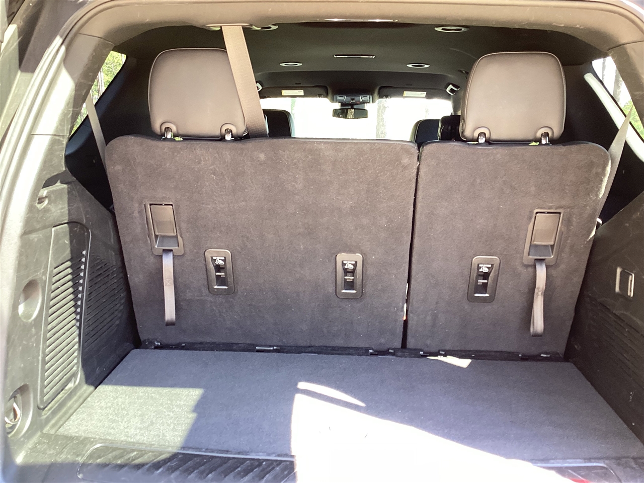 GMC Yukon 2WD 4dr SLT 2023