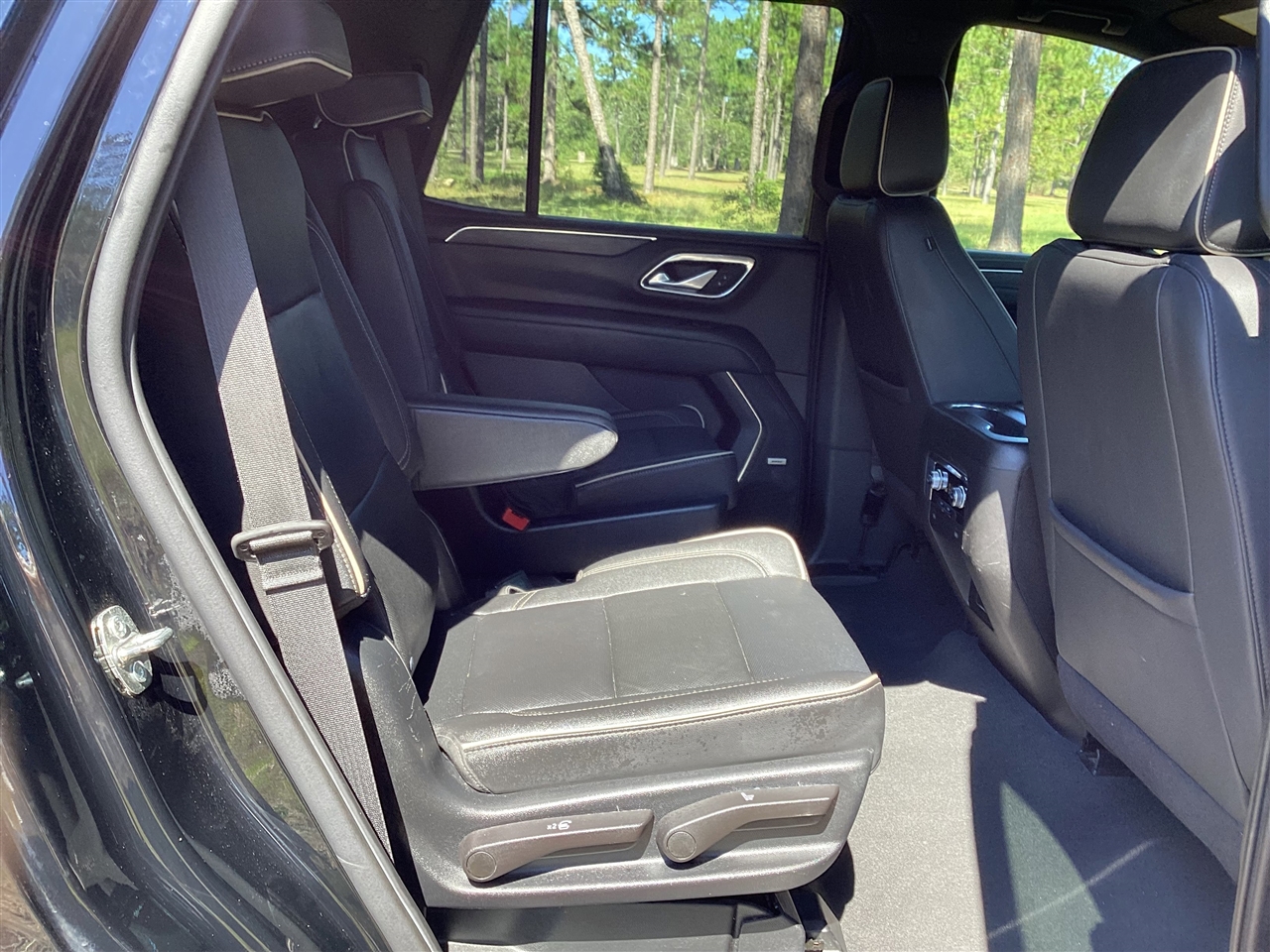 GMC Yukon 2WD 4dr SLT 2023