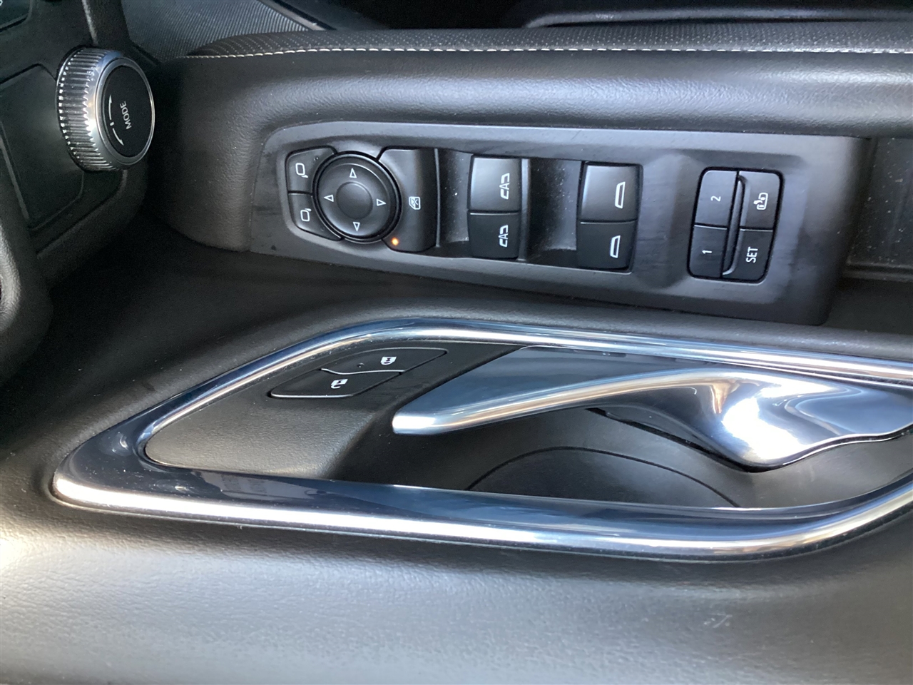 GMC Yukon 2WD 4dr SLT 2023