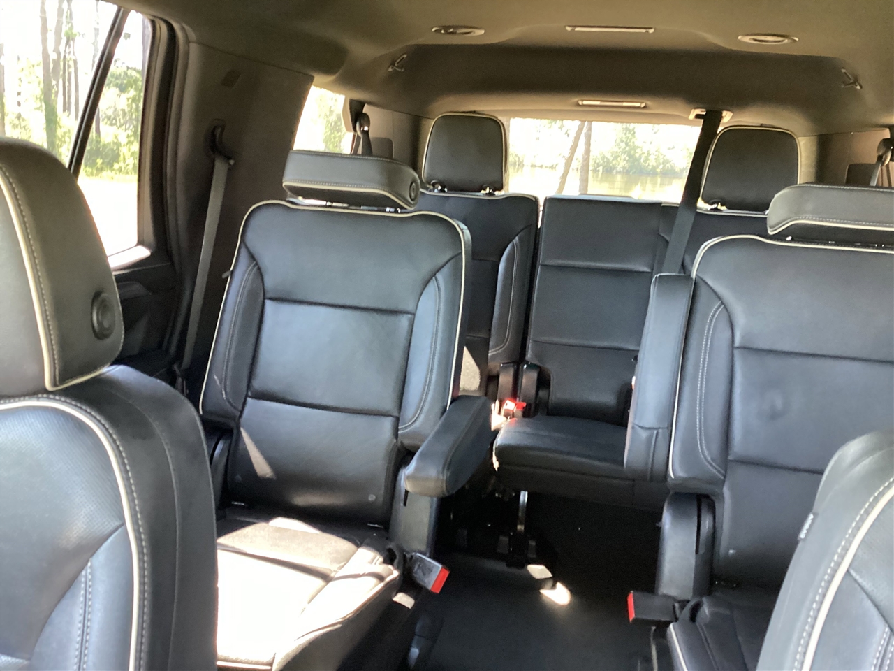 GMC Yukon 2WD 4dr SLT 2023