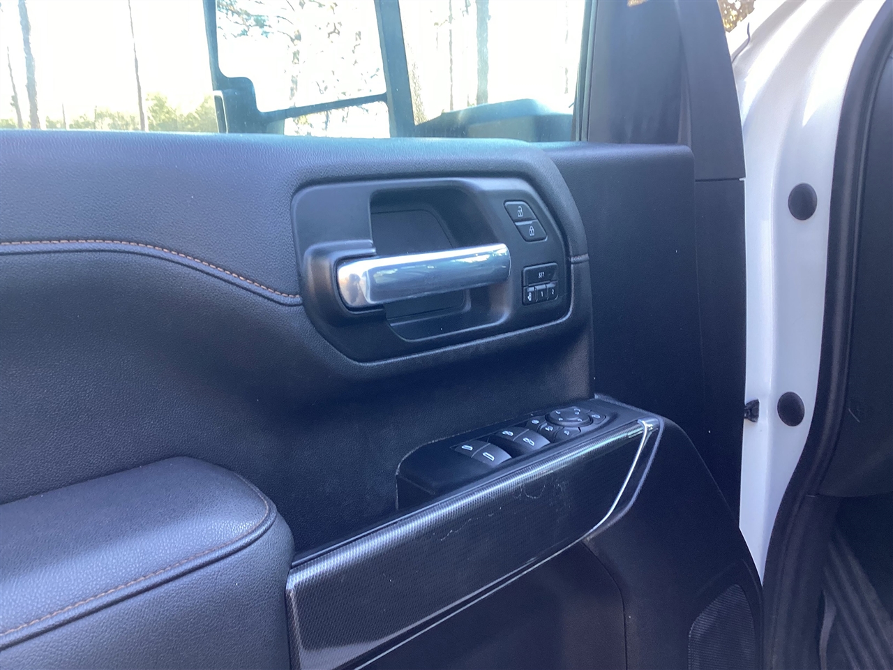 GMC Sierra 2500HD 4WD Crew Cab 159" AT4 2023