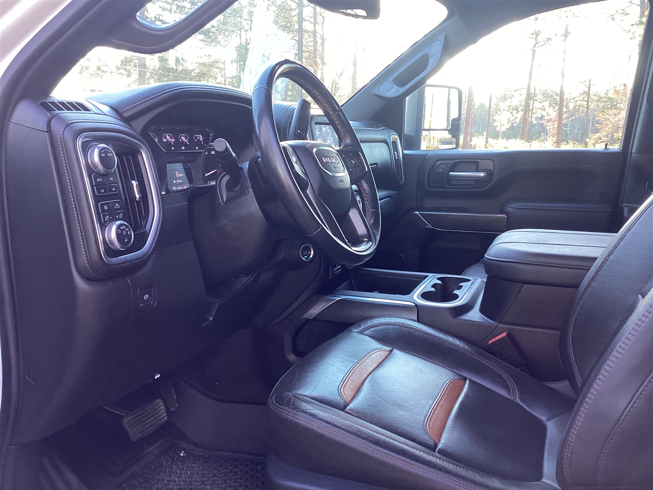 GMC Sierra 2500HD 4WD Crew Cab 159" AT4 2023