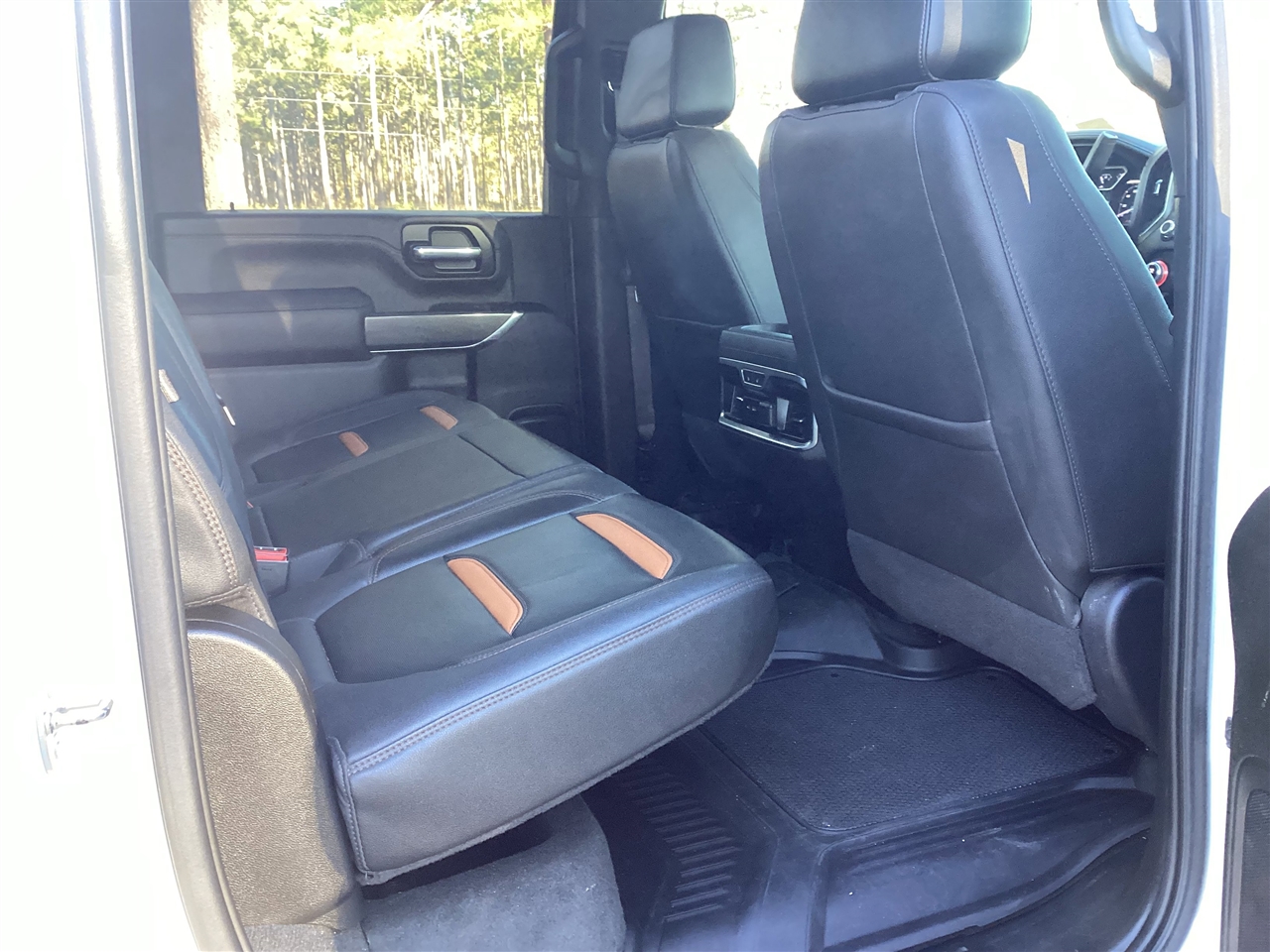 GMC Sierra 2500HD 4WD Crew Cab 159" AT4 2023