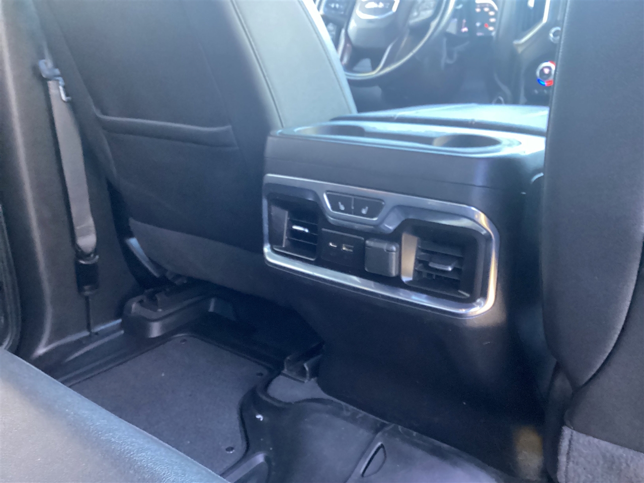 GMC Sierra 2500HD 4WD Crew Cab 159" AT4 2023