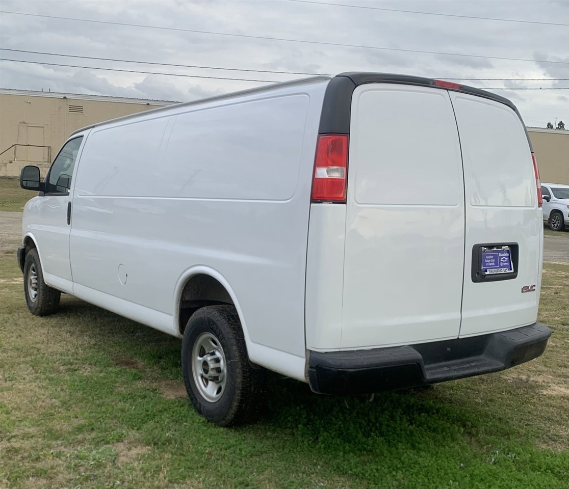 GMC Savana Cargo Van RWD 2500 155" 2023