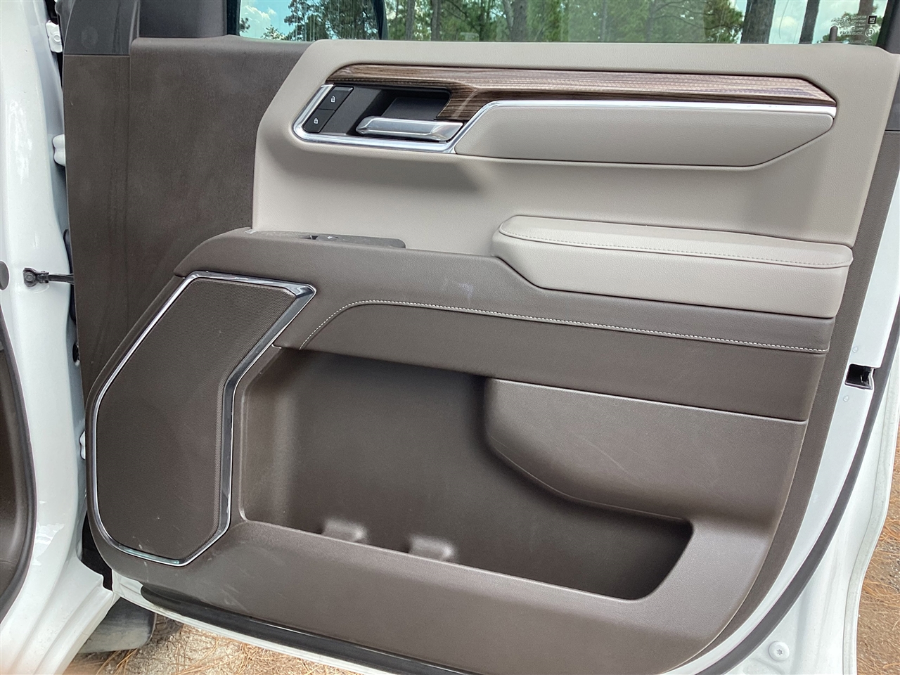 Chevrolet Silverado 1500 4WD Crew Cab 147" RST 2024