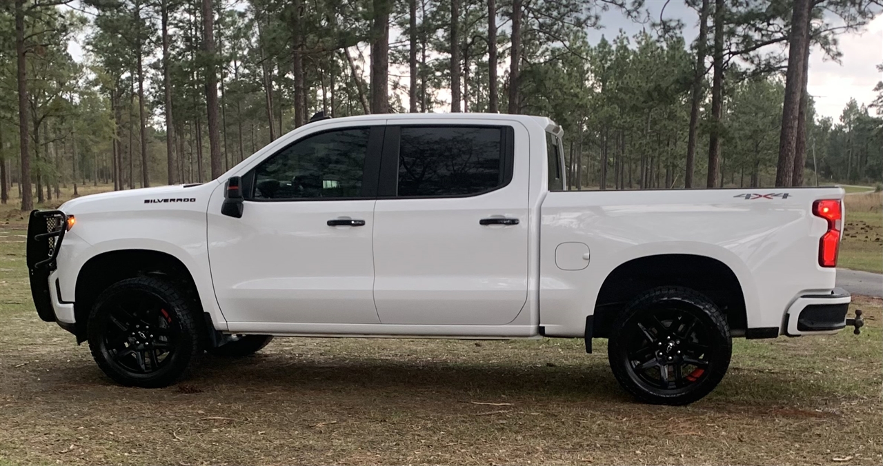 Chevrolet Silverado 1500 LTD 4WD Crew Cab 147" RST 2022