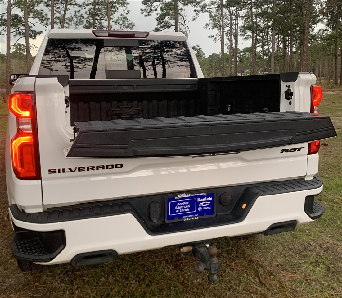 Chevrolet Silverado 1500 LTD 4WD Crew Cab 147" RST 2022