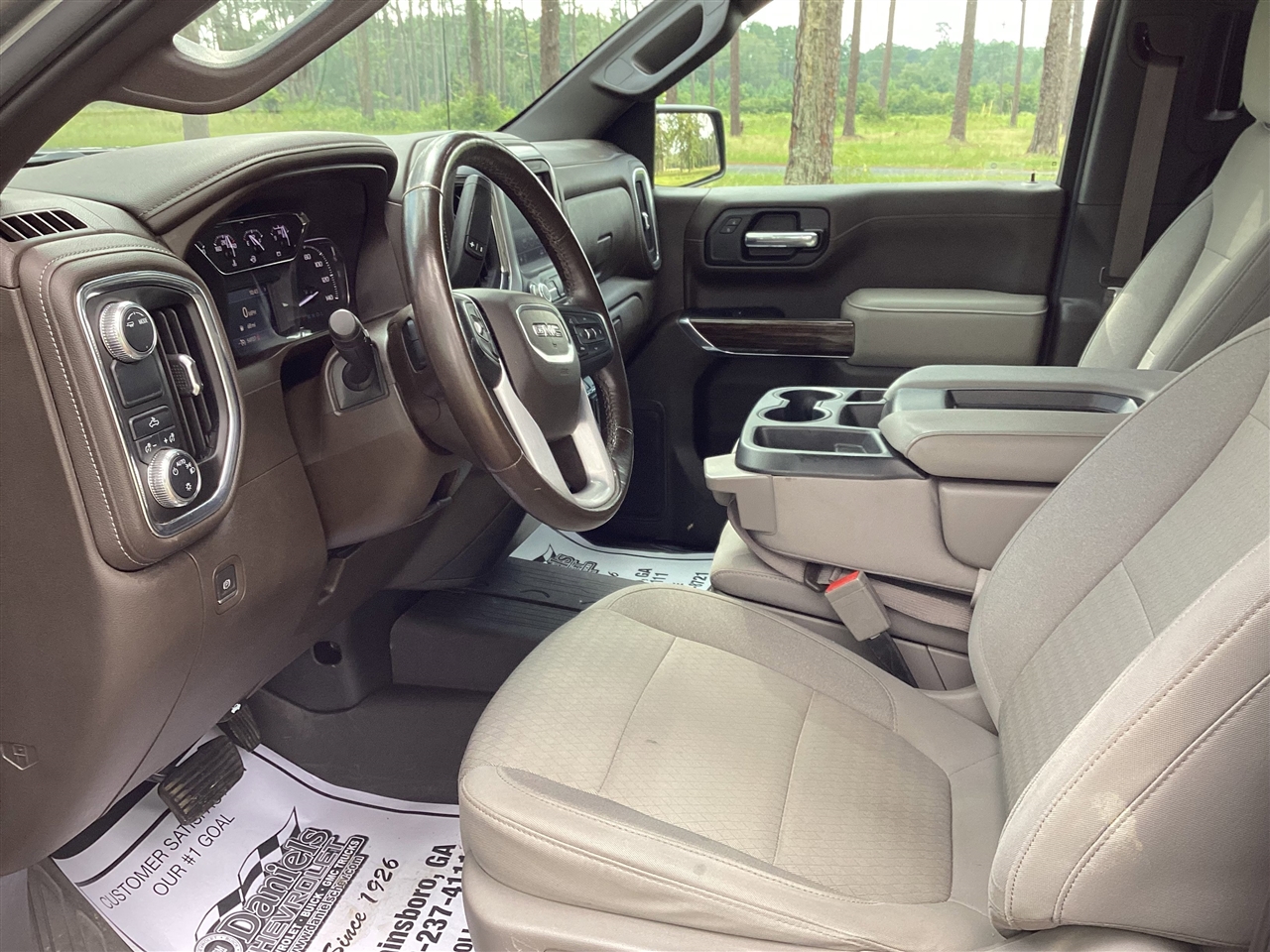 GMC Sierra 1500 2WD Crew Cab 147" SLE 2021