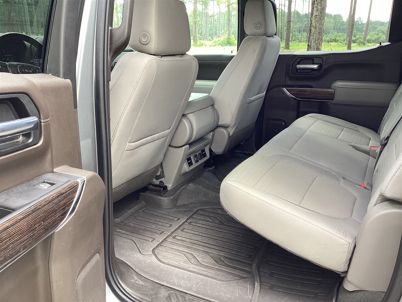 GMC Sierra 1500 2WD Crew Cab 147" SLE 2021