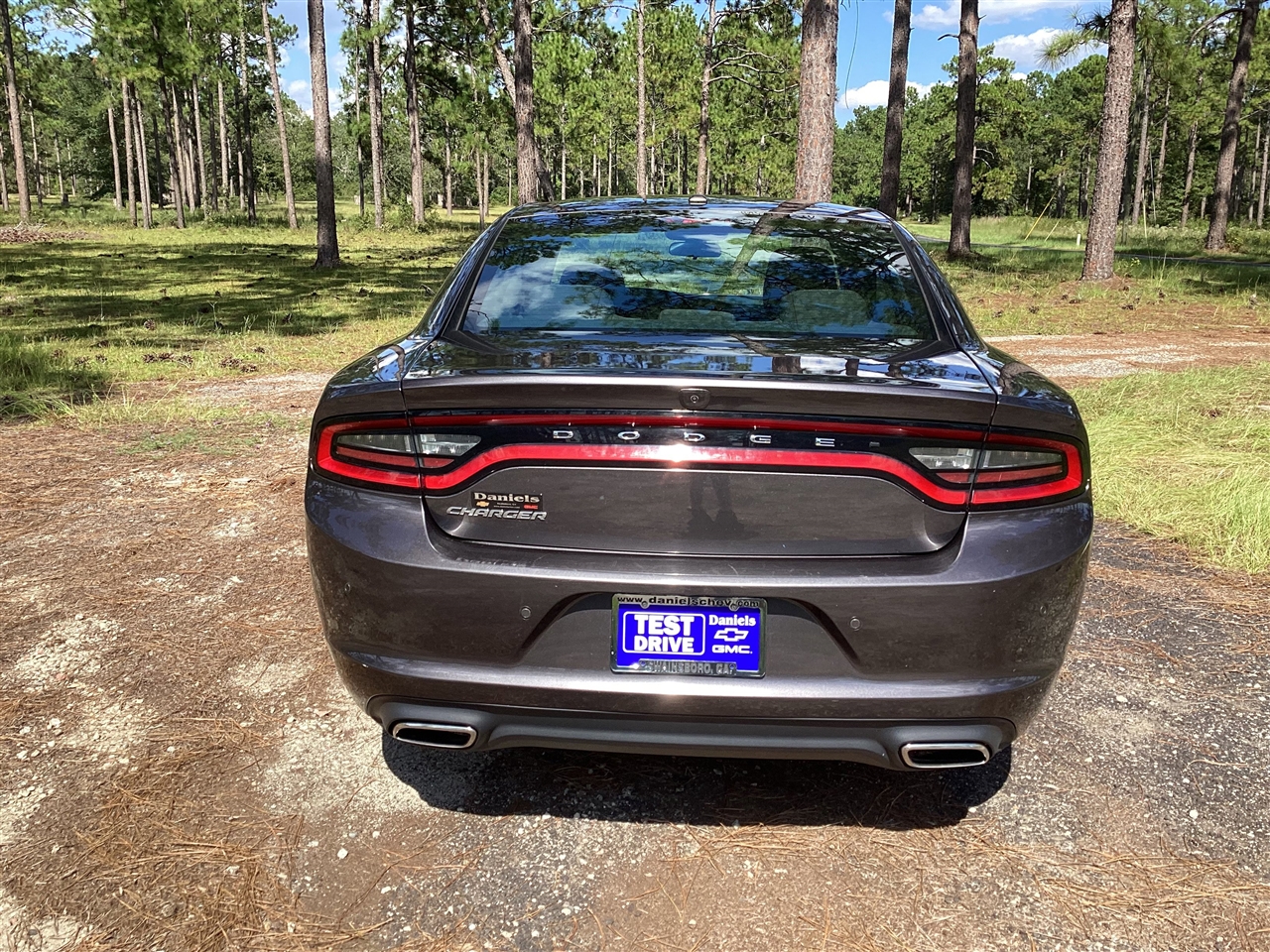 Dodge Charger SXT RWD 2022