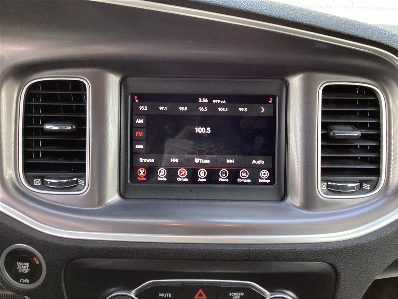 Dodge Charger SXT RWD 2022