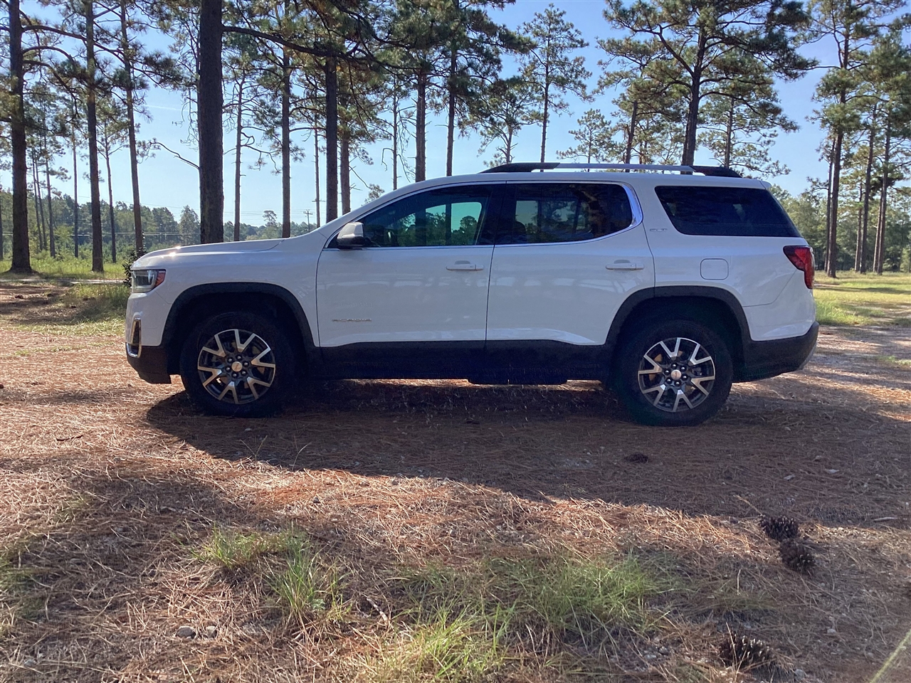 GMC Acadia FWD 4dr SLT 2023