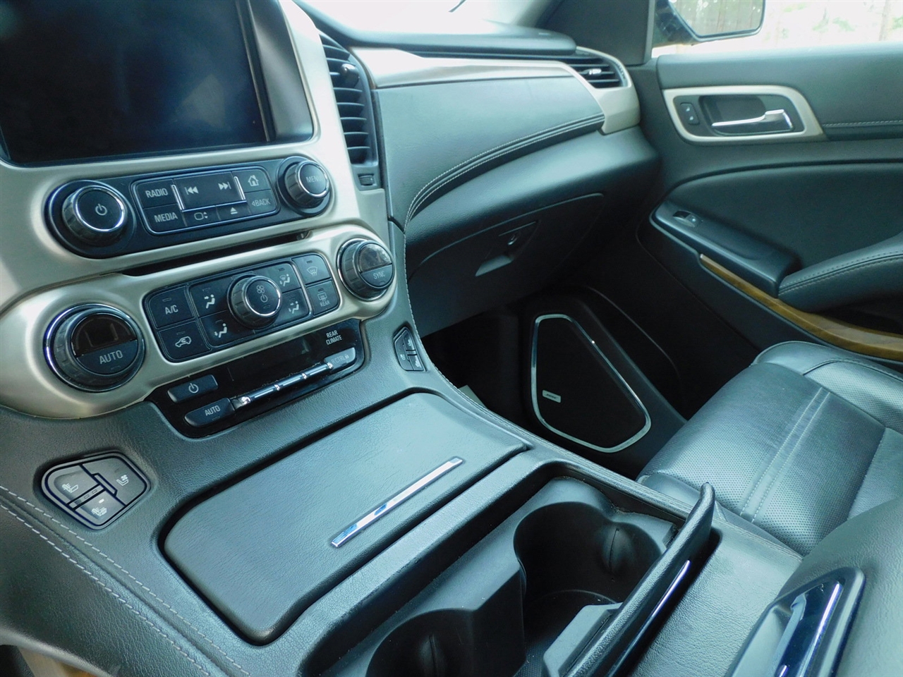 GMC Yukon XL 2WD 4dr Denali 2020