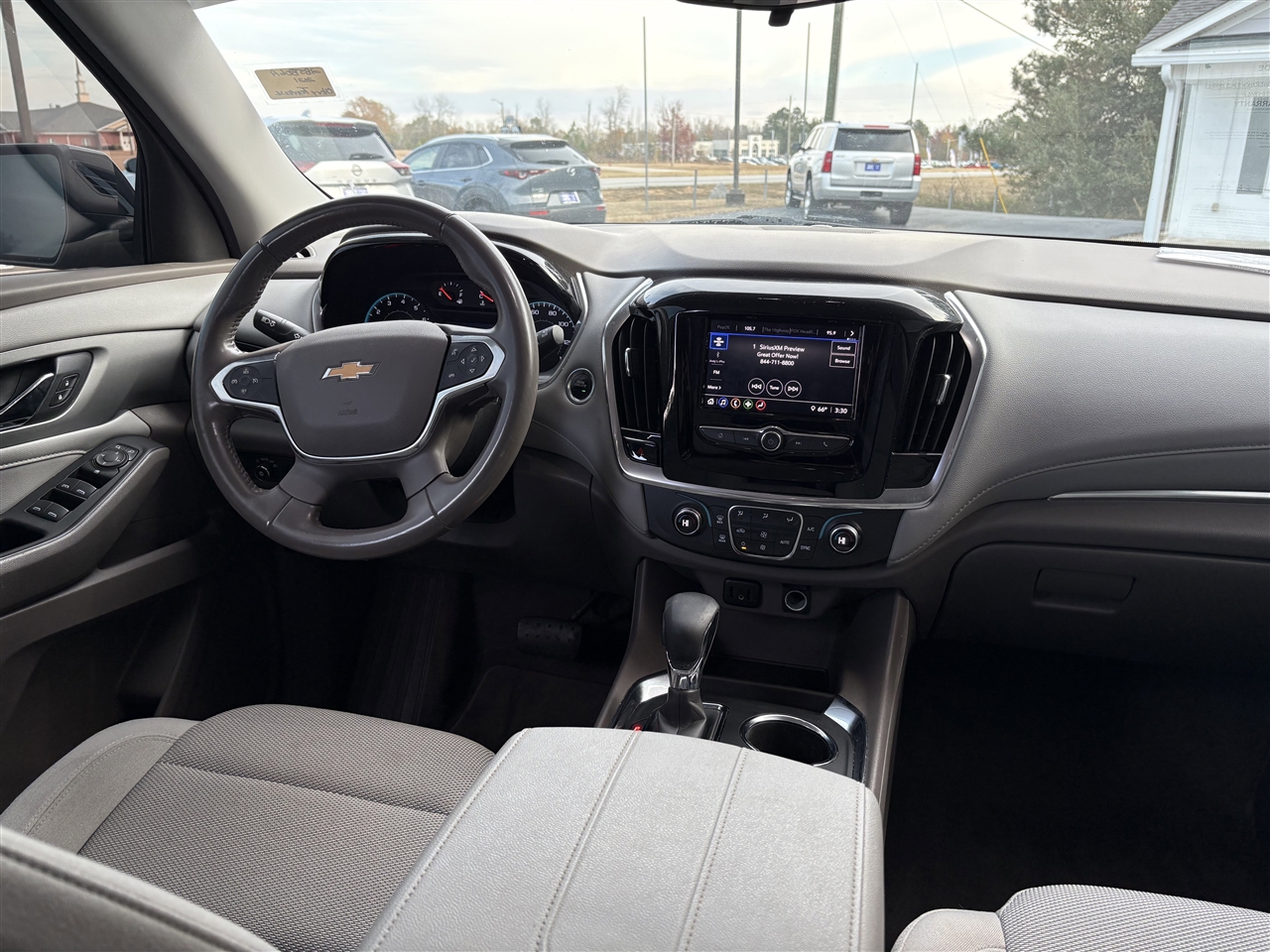 Chevrolet Traverse FWD 4dr LT Cloth w/1LT 2021