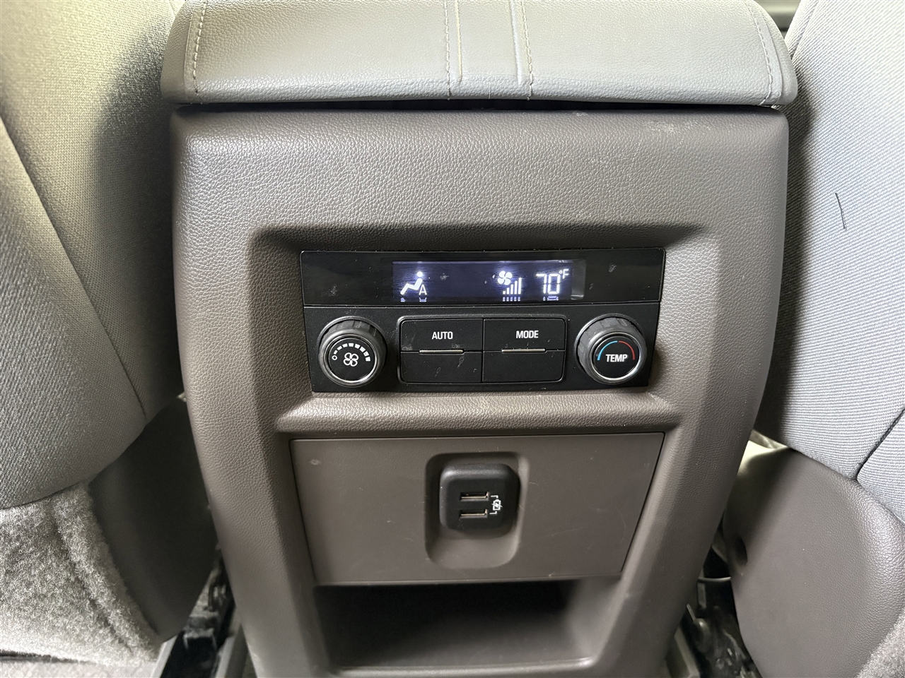 Chevrolet Traverse FWD 4dr LT Cloth w/1LT 2021