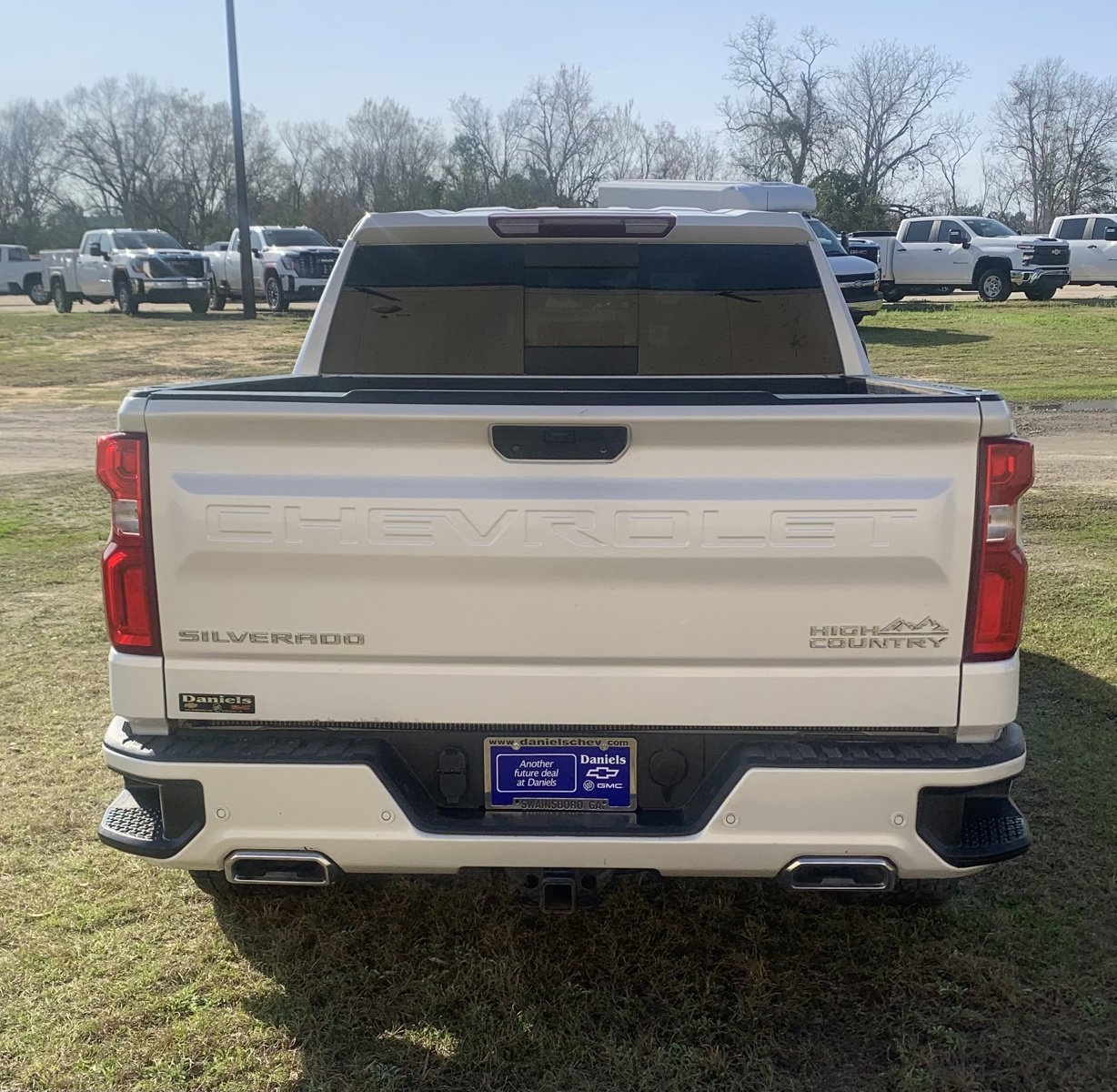 Chevrolet Silverado 1500 4WD Crew Cab 147" High Country 2021
