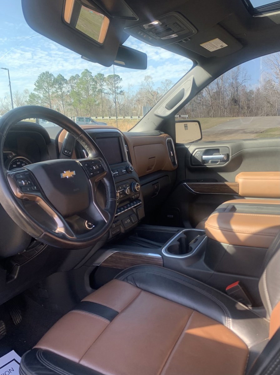 Chevrolet Silverado 1500 4WD Crew Cab 147" High Country 2021