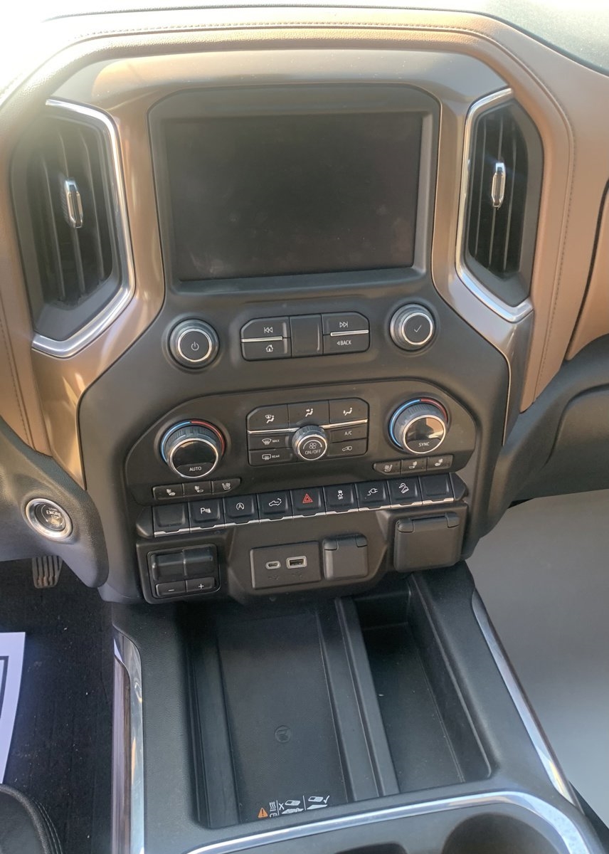 Chevrolet Silverado 1500 4WD Crew Cab 147" High Country 2021