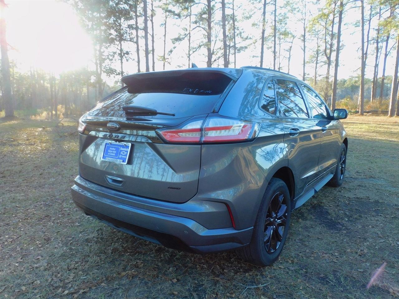 Ford Edge SE AWD 2022