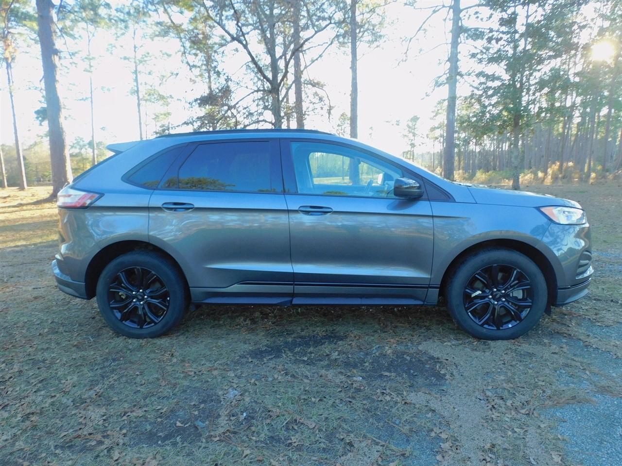 Ford Edge SE AWD 2022