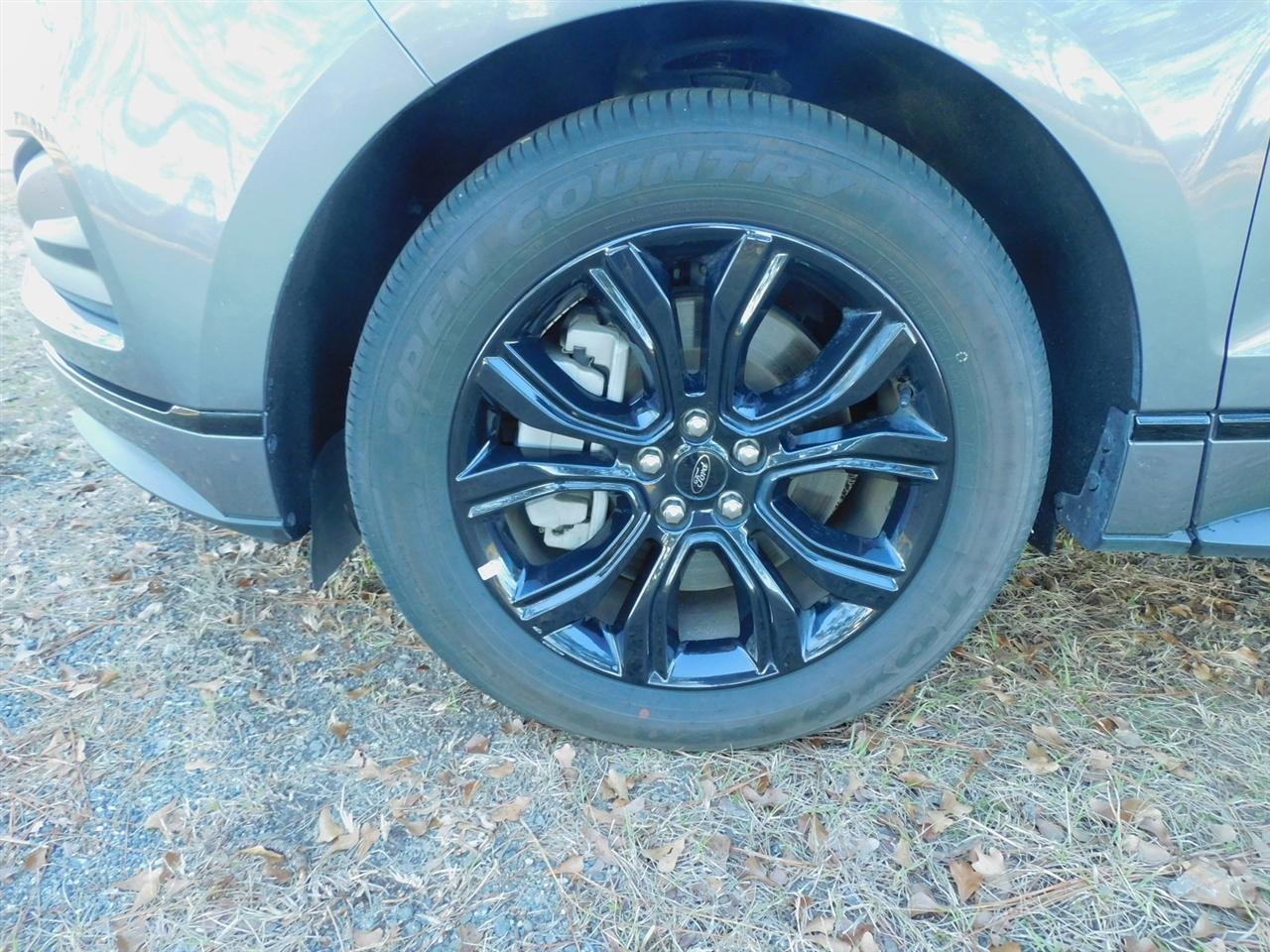 Ford Edge SE AWD 2022