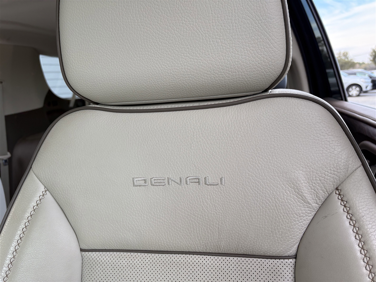 GMC Yukon XL 2WD 4dr Denali 2021