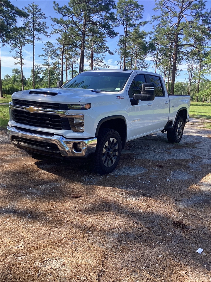 Chevrolet Silverado 2500HD 4WD Crew Cab 159" LT 2024