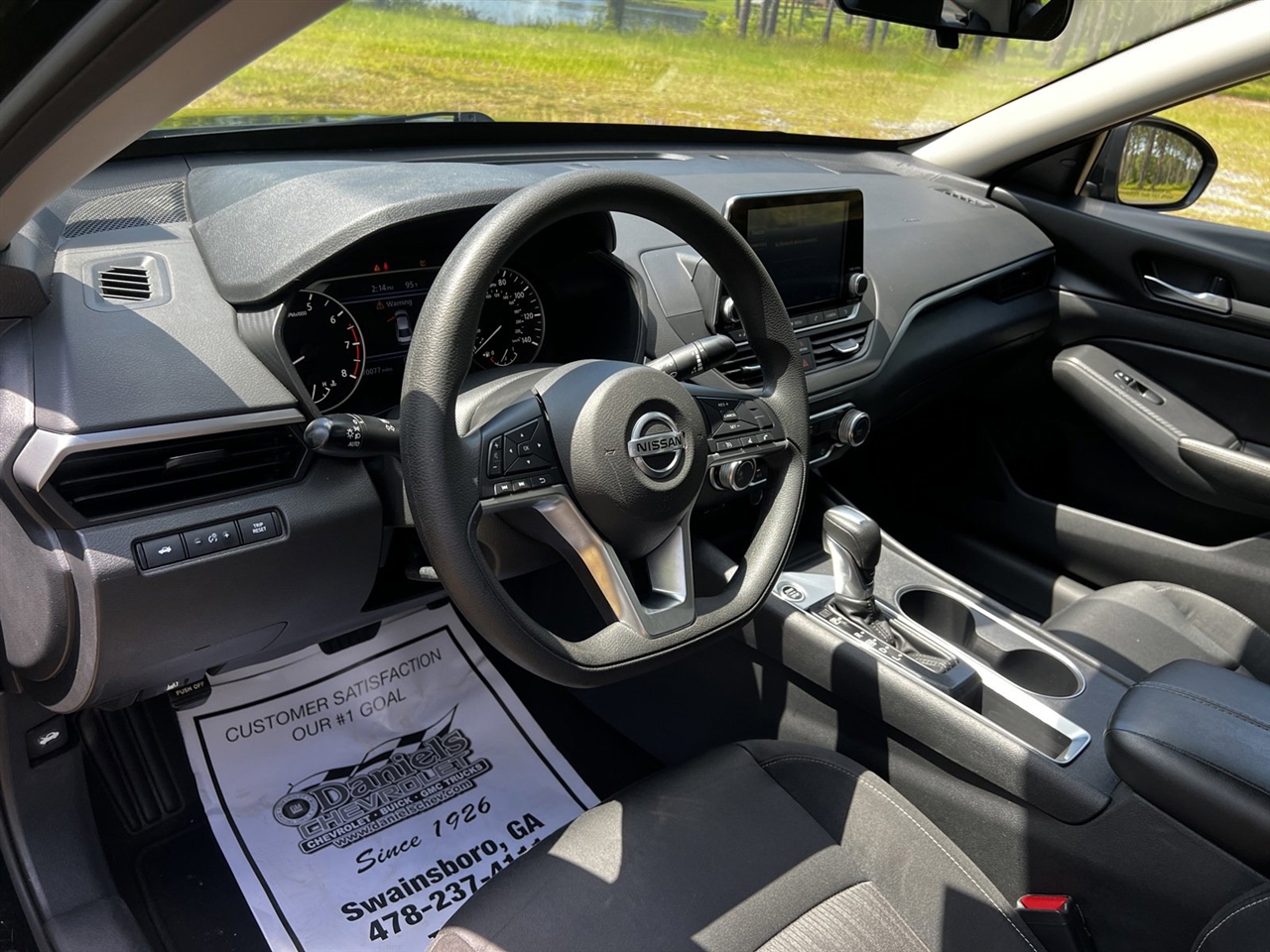 Nissan Altima 2.5 SV Sedan 2022