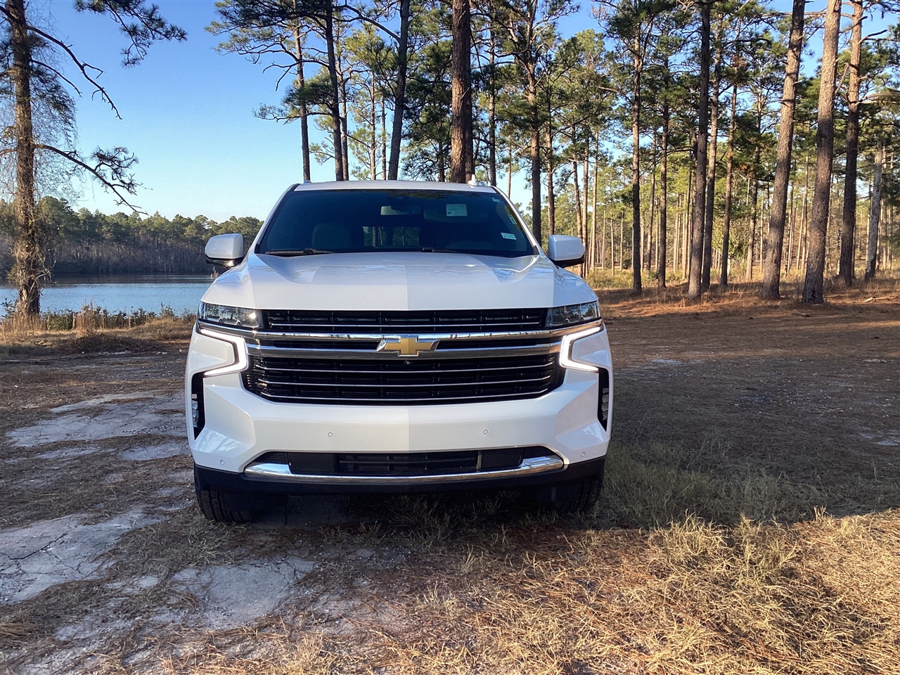 Chevrolet Suburban 2WD 4dr LT 2021